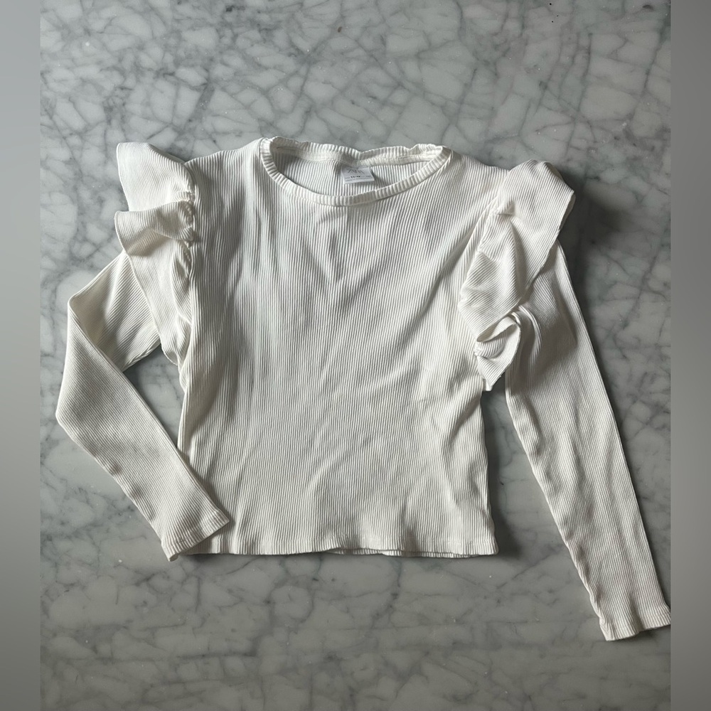 Zara Size 11-12 (girls) Like New White Top